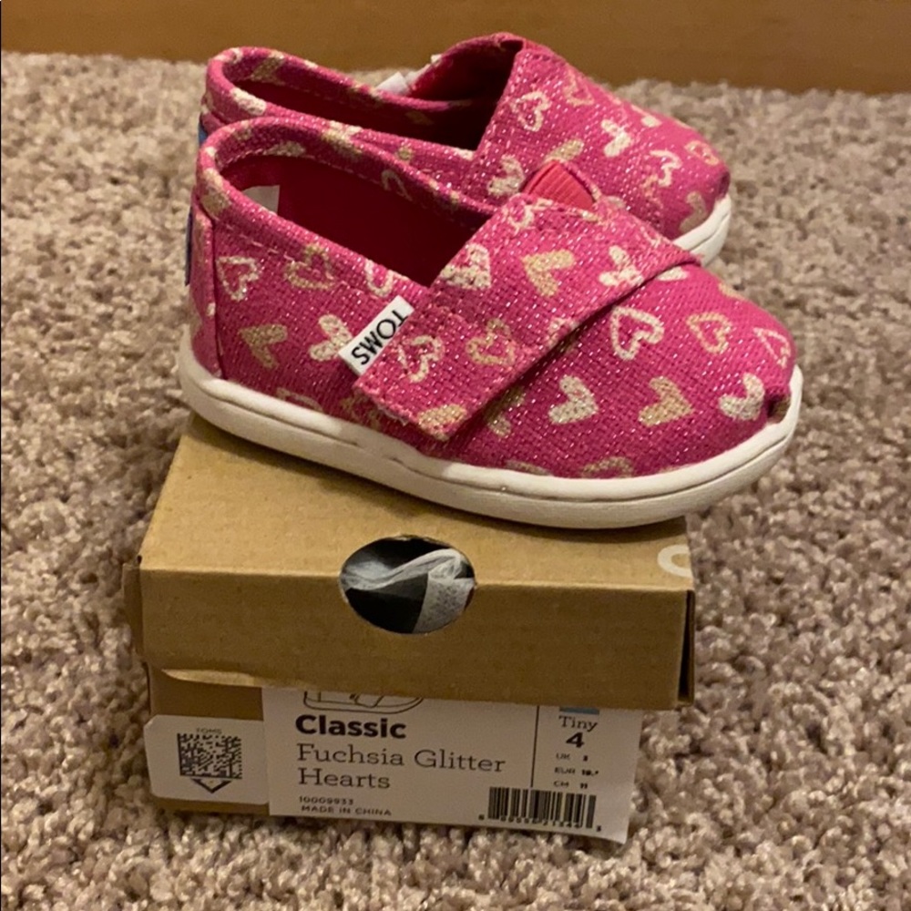 💕Fuchsia/Pink Toms, sparkles&hearts 💕